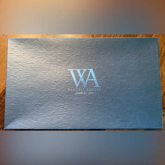 NEW Wendell August Textured Aluminum “Wintersong” metal tray original packaging - Picture 5 of 6